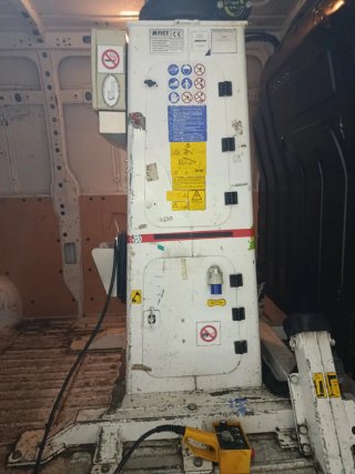 Nissan NV400 2019