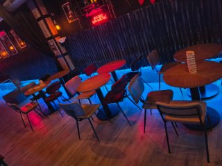 6 Mesas Redondas Estilo Industrial + Sillas
