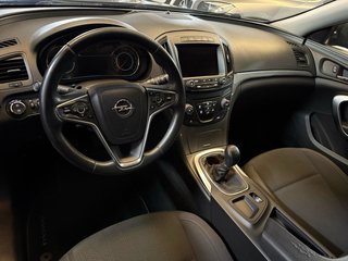 Opel Insignia diesel. 2.0cdti. 140cv. 2015. 130kms