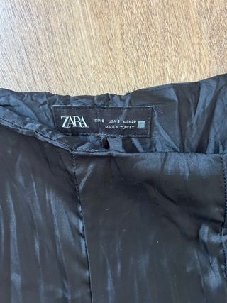 Pantalón Zara negro elegante
