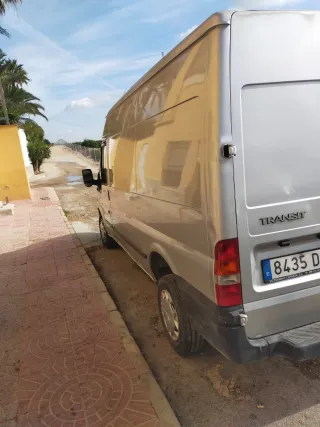 SE VENDE FORD TRANSIT 2006