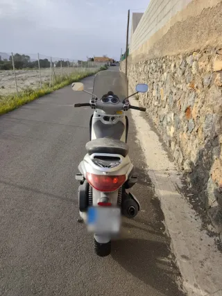 Piaggio Beverly 125