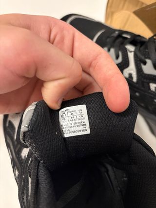 Asics Gel NYC Negro/Gris