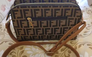 Bolso mediano Fendi