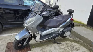 Yamaha X Max 250 Gris/Negro