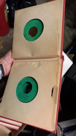 Enciclopedia Conoscere + dizionario +corso inglese