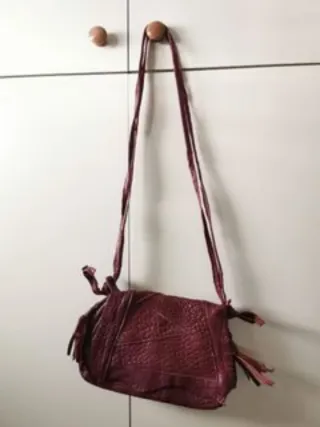 Bolso de cuero rojo vintage