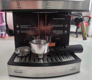 Cafetera express Cecotec Power Espresso 20
