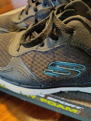 Zapatillas Skechers Sport Memory Foam Negras