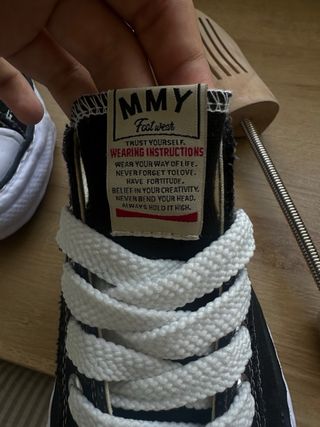 Maison Mihara Yasuhiro Talla 44 Negras y Blancas