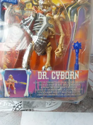 Figura Skeleton Warriors Dr. Cyborg