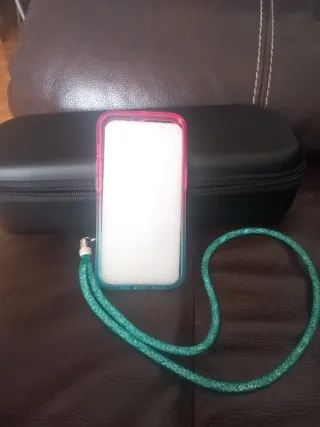 Funda iPhone 14 Pro con purpurina
