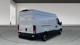 Iveco Daily 2.3 TD 35S 16 V 3520L H2 M3 156CV