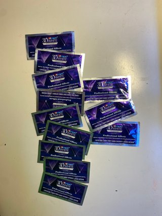 Crest 3D White Whitestrips Professional Effects