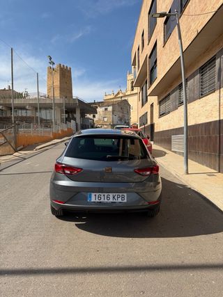 SEAT León Style Visio 1.2 TSI 110CV · 5p · Gris