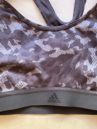 Top Adidas fantasia militare taglia S