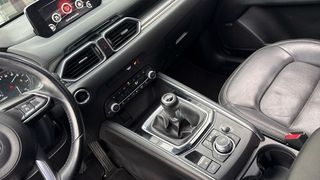 Mazda CX-5 (2019) SKYACTIV-G 2.0 121 kW (165 CV) 2WD MT Zenith Black