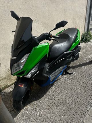 Wottan Storm 125cc Scooter Negra/Verde