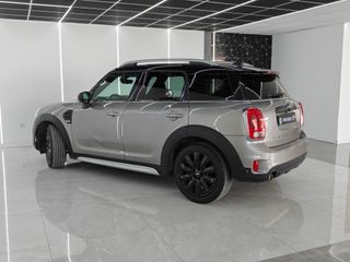 MINI Countryman 2019 F60 Cooper Muy Cuidado!