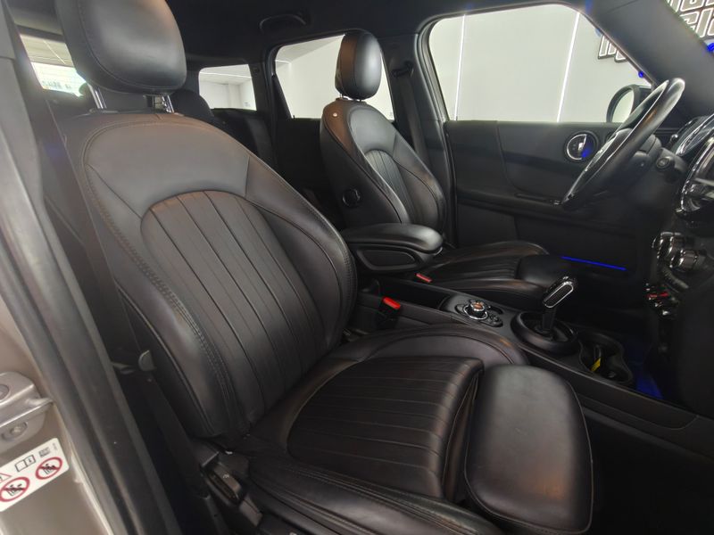 MINI Countryman 2019, foto 17