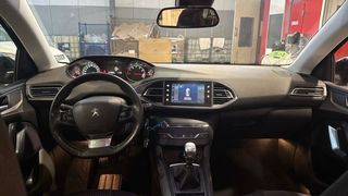 Peugeot 308 1.2 PURETECH 96KW ALLURE SW 130 5P