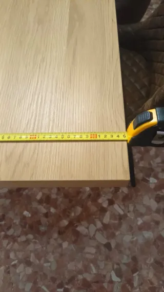 Mesa Comedor Madera y metal  nueva casi de estreno