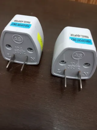 Adaptadores de Viaje para Enchufe