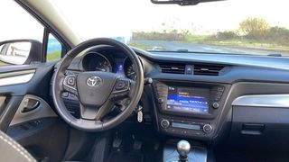 Toyota Avensis 2.0D 105KW BUSINESS ADVANCE 143 5P
