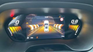 MG ZS 1.5 COMFORT 116 5P