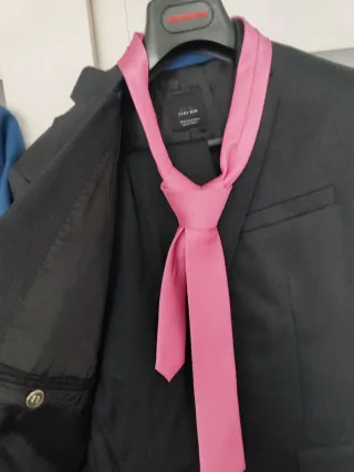 Trajes de boda azul y negro