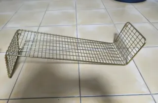 Estantería Metálica Dorada