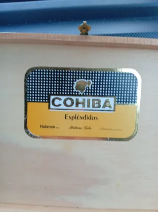 Scatola vuota di sigari Cohiba