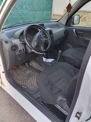 Peugeot Partner 2003