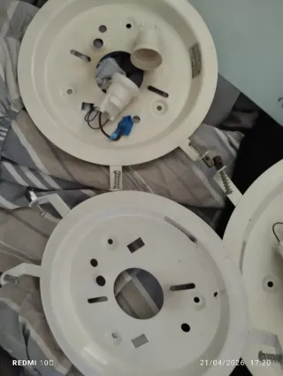 Lámpara de techo blanca