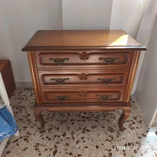 ✨ Muebles con encanto buscando segunda vida ✨