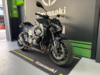 KAWASAKI Z800
