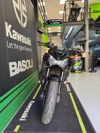 KAWASAKI Z800