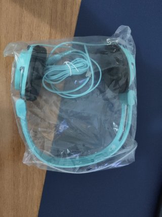 Cascos auriculares azules