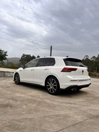 Volkswagen Golf 2021
