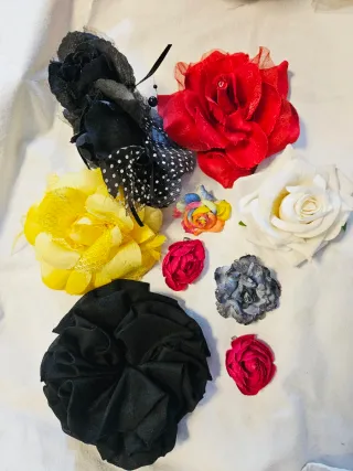 Spille e fermagli per capelli a forma di rosa