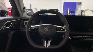 MG HS 1.5T LUXURY 170CV 5P