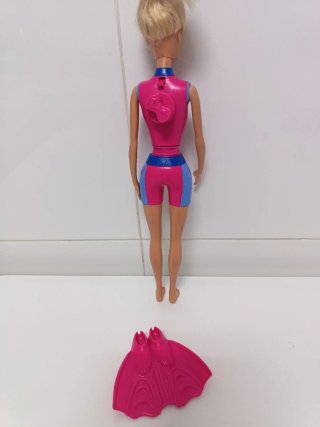 Barbie con Delfines y Aletas