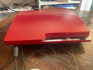 PlayStation 3 Rossa con Controller