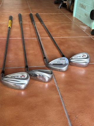Lote completo de palos de golf usados