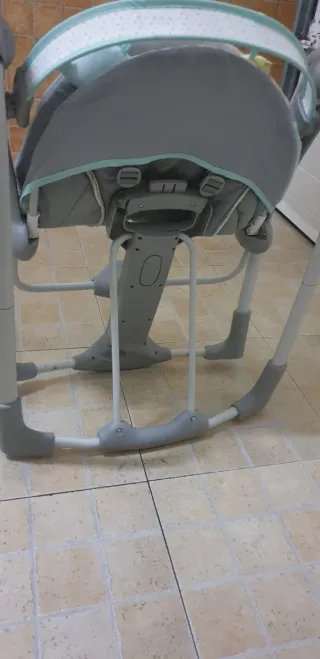 Gandulita per neonati con giocattoli