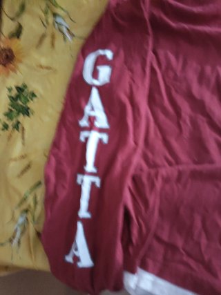 Maglia manica lunga rossa con C bianca