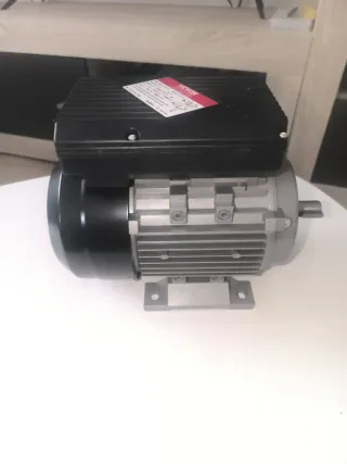 Motor Eléctrico VEVOR 0,55 kW 1400 rpm