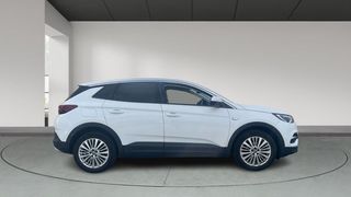 Opel Grandland X 1.2 TURBO EXCELLENCE 130 5P