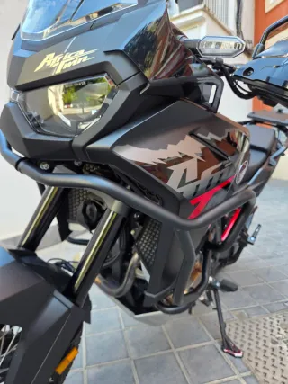 Honda Africa Twin 1100 CRF 2025