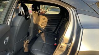 Nissan Juke 1.0 DIG-T 84KW TEKNA 114 5P